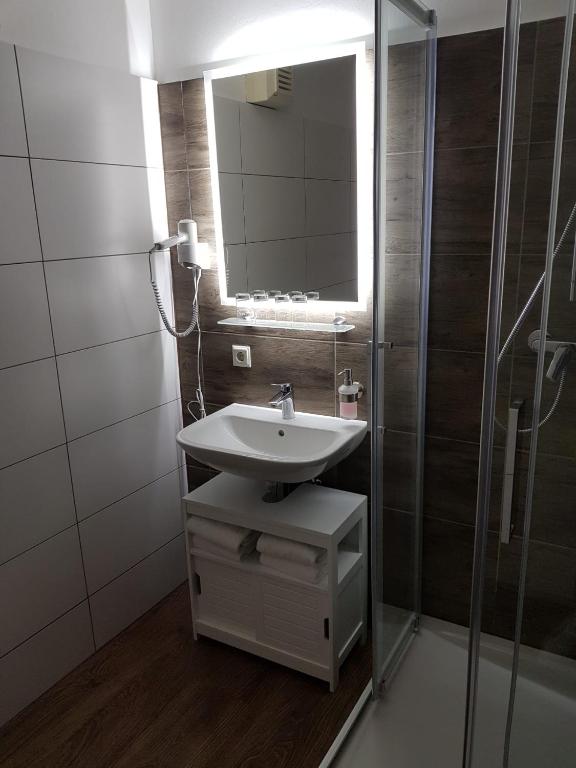Hotel-Restaurant Thüringer Hof - Apartment - Annex