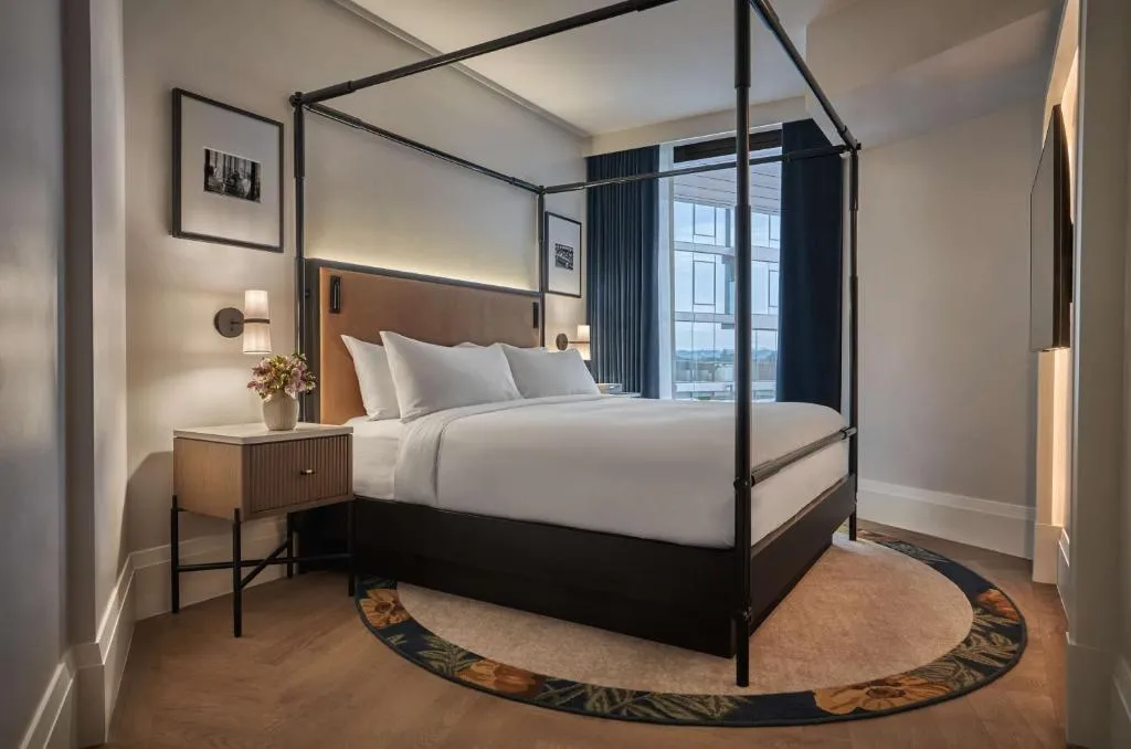Partial River View One Bedroom Suite