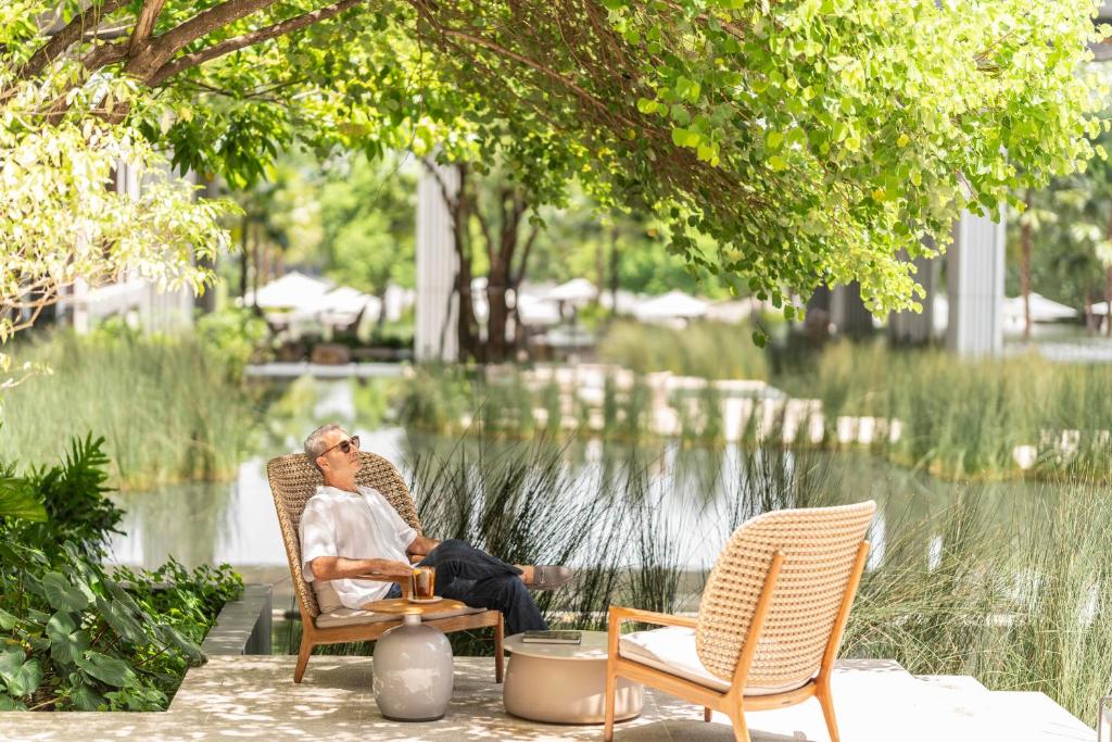 Four Seasons Hotel Bangkok at Chao Phraya River - Resim 8