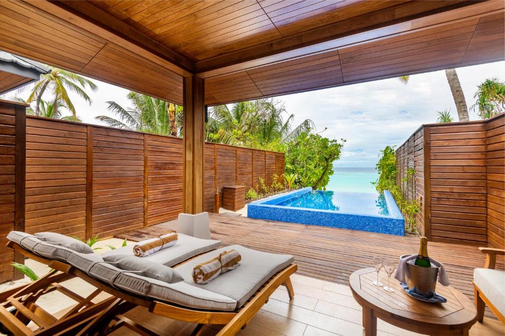 Bazén v ubytování Lily Beach Resort and Spa - All Inclusive nebo v jeho okolí