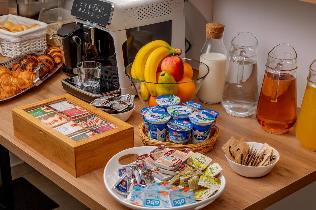 Jedlo v ubytovaní bed & breakfast alebo blízkom okolí