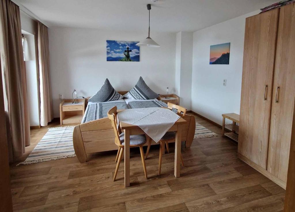 Posezení v ubytování Gästehaus Kuchler