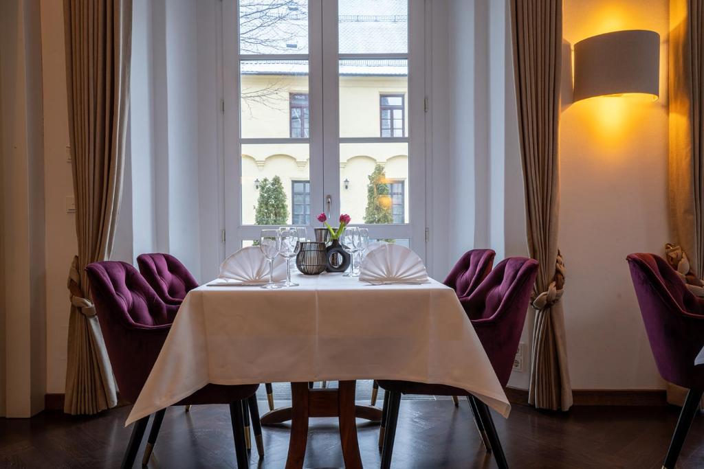 Restaurace v ubytování Hotel Weisses Ross