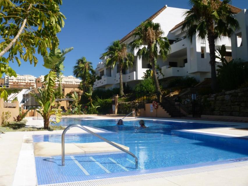 Duquesa Village 2115