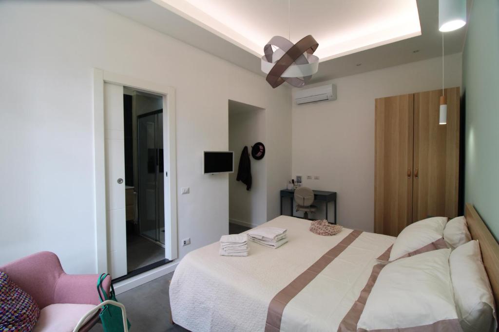 Veniero37 Guest House - 10