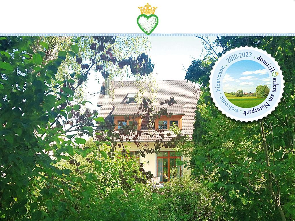 Fotografie z fotogalerie ubytování Domizil Salem "Large" 105 qm, direkt am Naturschutzgebiet und Schloss Salem, 2 x Schlafzimmer & 2 x Dusche & 30 qm Terrasse & privater Garten 300 qm, Allergiker geeignet v destinaci Salem