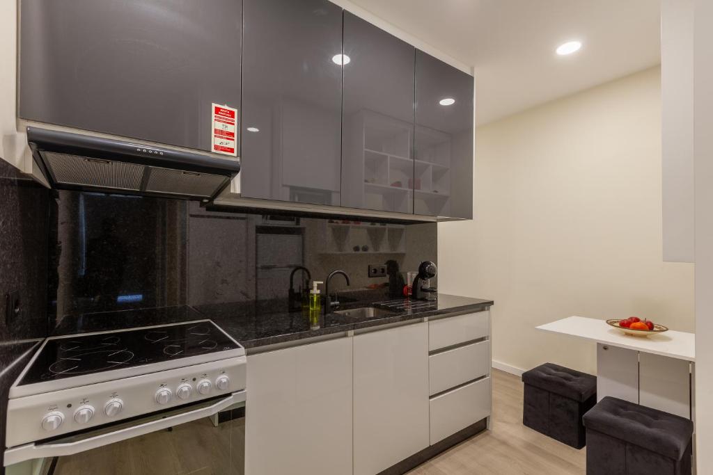 Feel at Home - Largo do Paço - 11