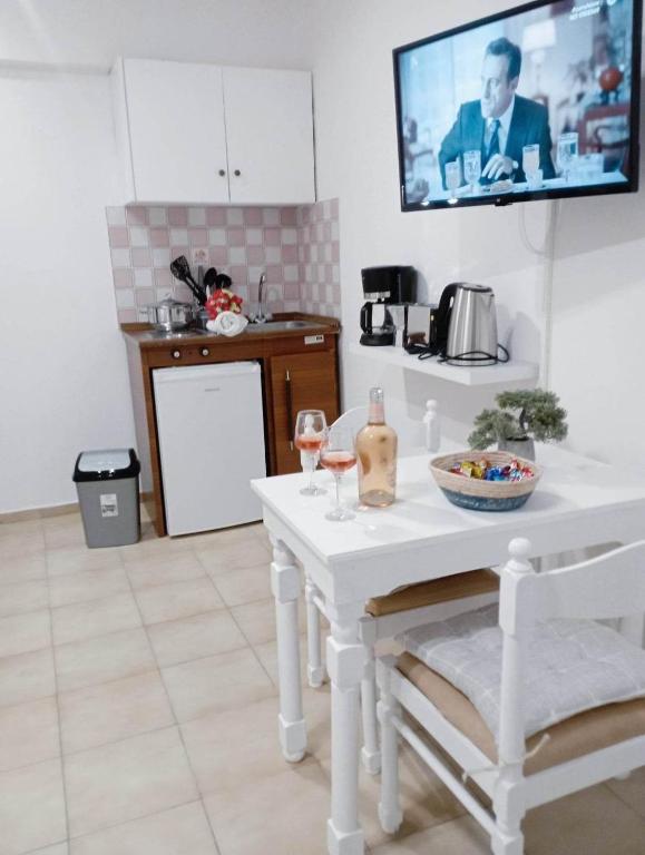 Nautilus City Studios & Apartments - 6