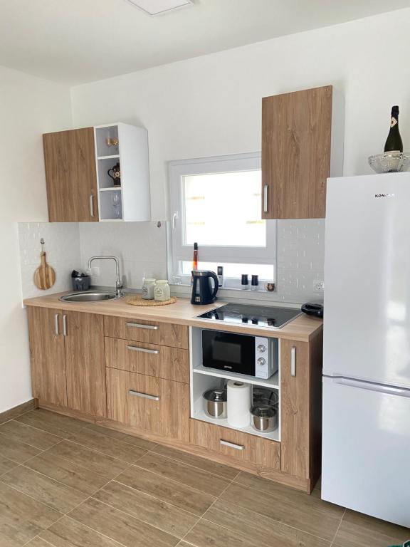 Gold Apartments - 19