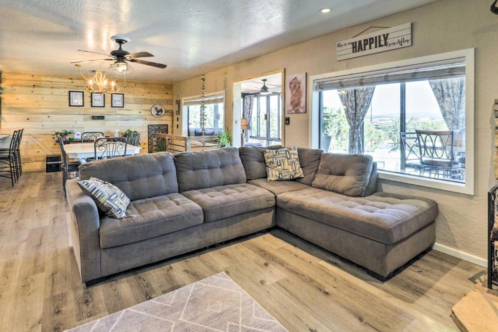 PetFriendly Arizona Home Hot Tub and Fire Pit, Payson (updated prices