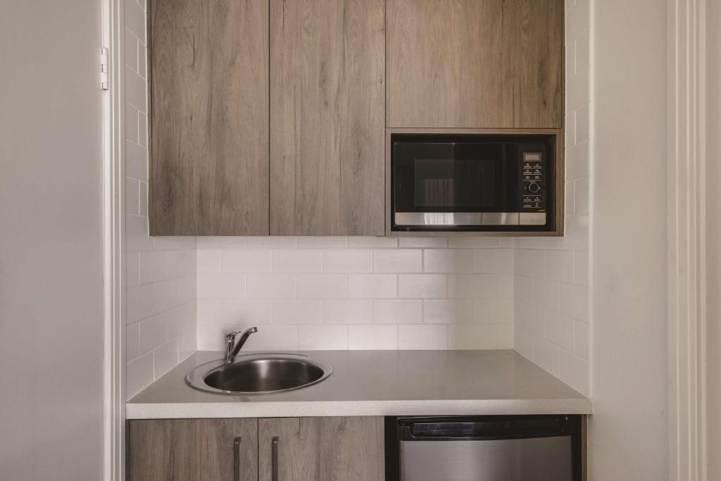 Adina Apartment Hotel Coogee Sydney - Resim 25