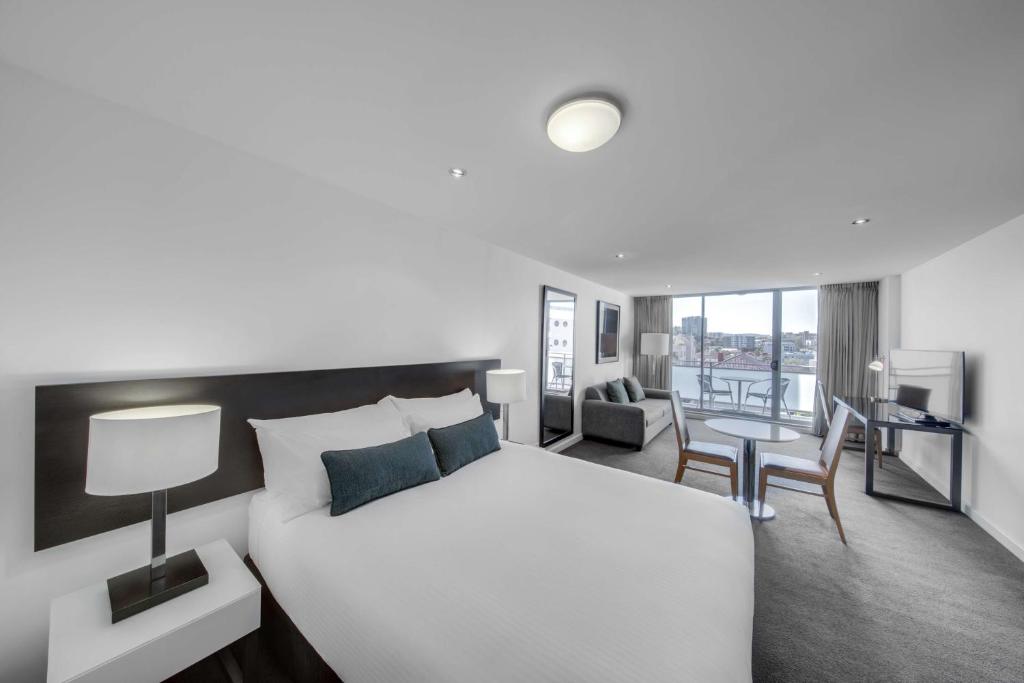 Adina Apartment Hotel Wollongong photo