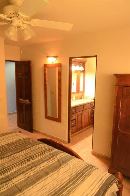 Voodi või voodid majutusasutuse Condo Unit 131! Stay with us !!! toas