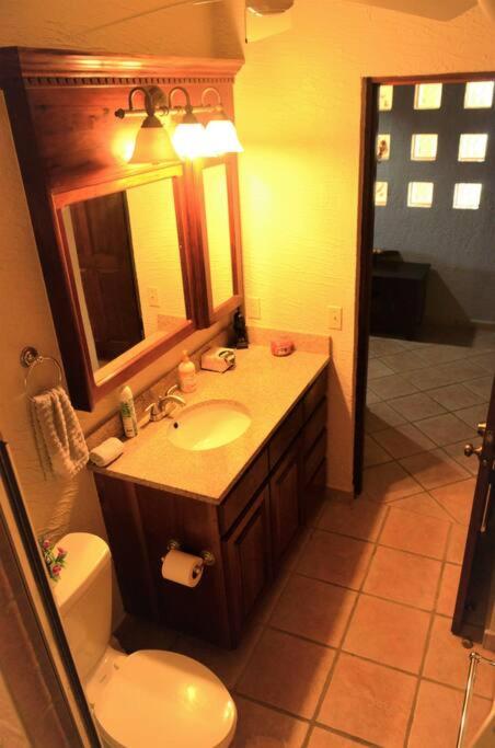 Vannituba majutusasutuses Condo Unit 131! Stay with us !!!