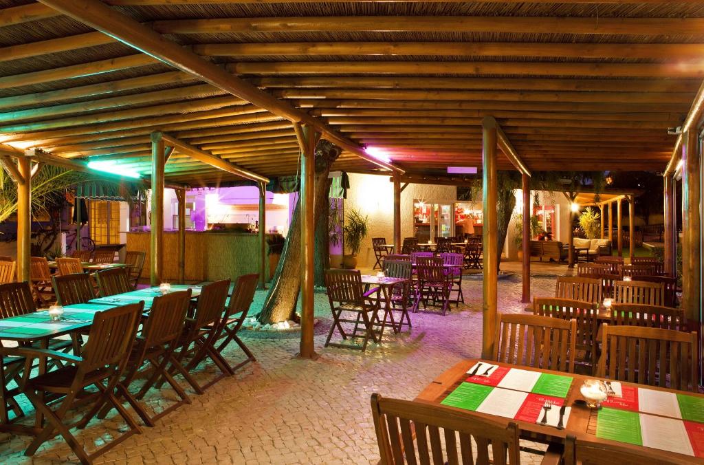 Luz Ocean Club Apartments - 18