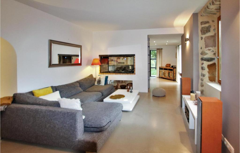 Posedenie v ubytovaní Amazing Home In St-Etienne De Boulogne