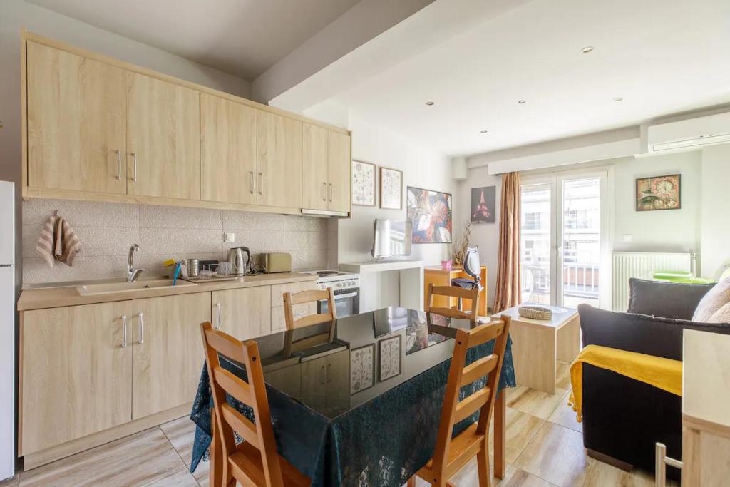 Denis Apartment view 1