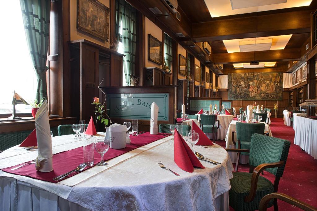 Restaurace v ubytování Brioni Suites