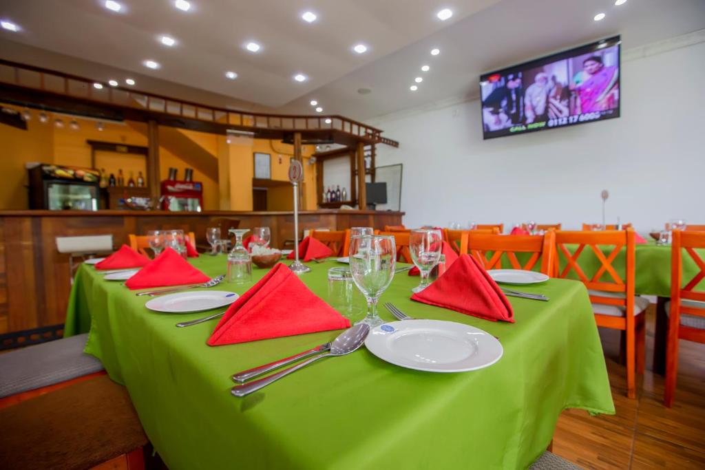 Restaurace v ubytování Transit Budget Hotel