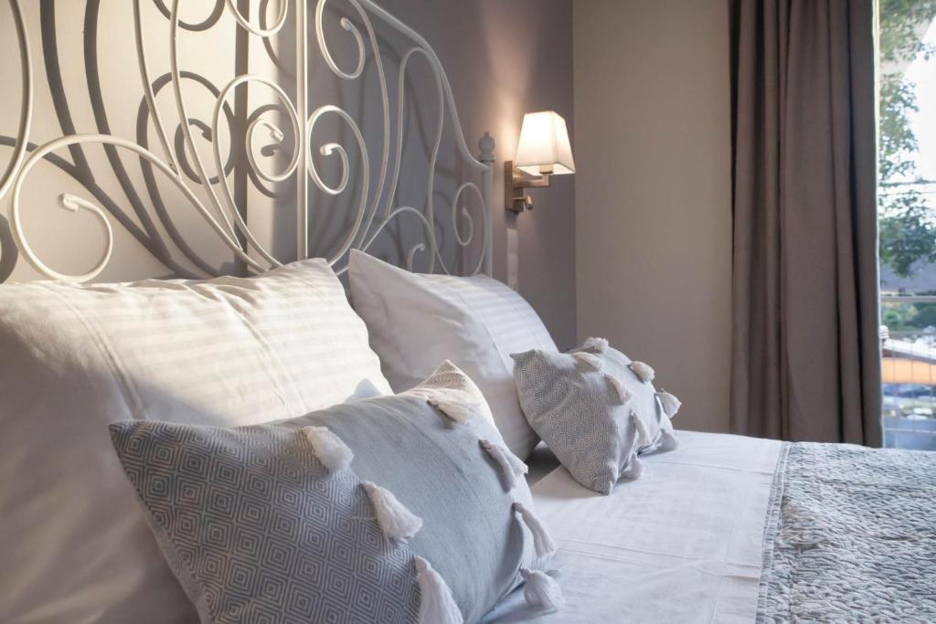 Lilly Apartments - 4