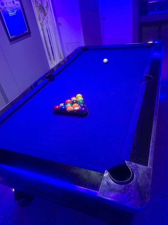 Barzilla Bar And Guesthouse - Resim 11