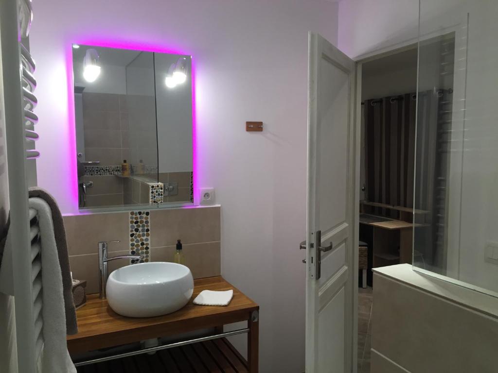Escalebelair - Deluxe Double Studio