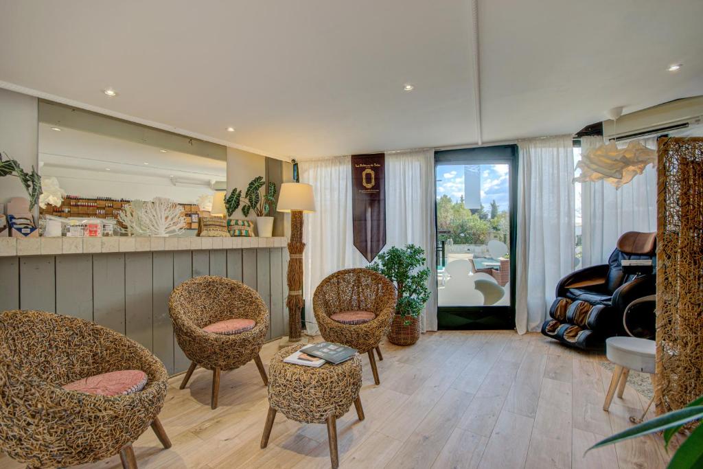 Posezení v ubytování Hotel Bastide & SPA - Villa de Lourmarin