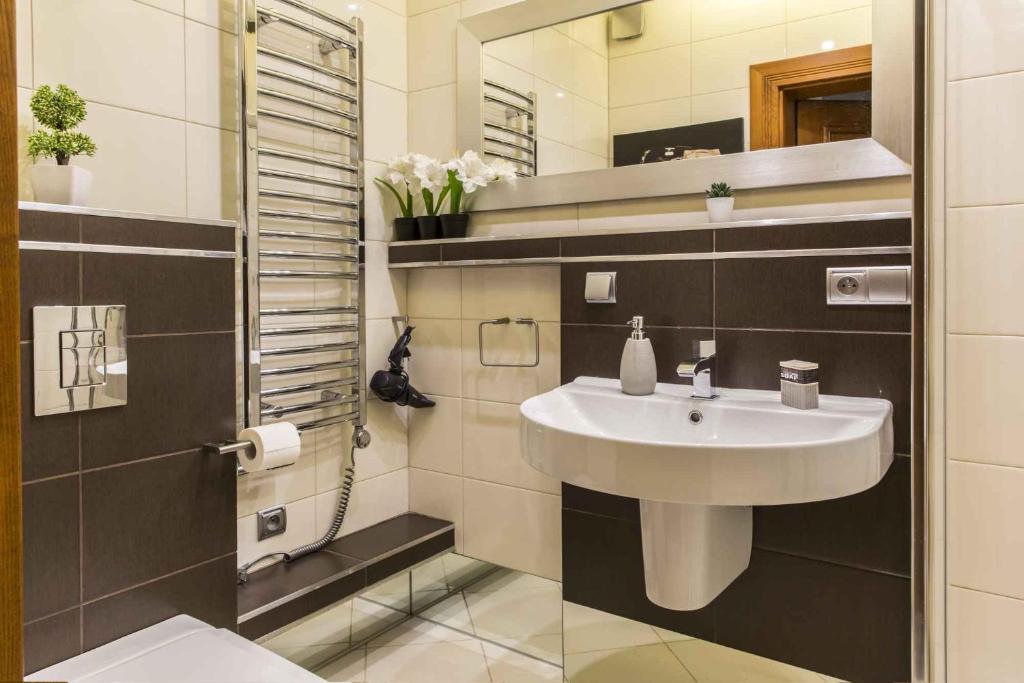 Kúpeľňa v ubytovaní Apartament De Lux Cicha Woda