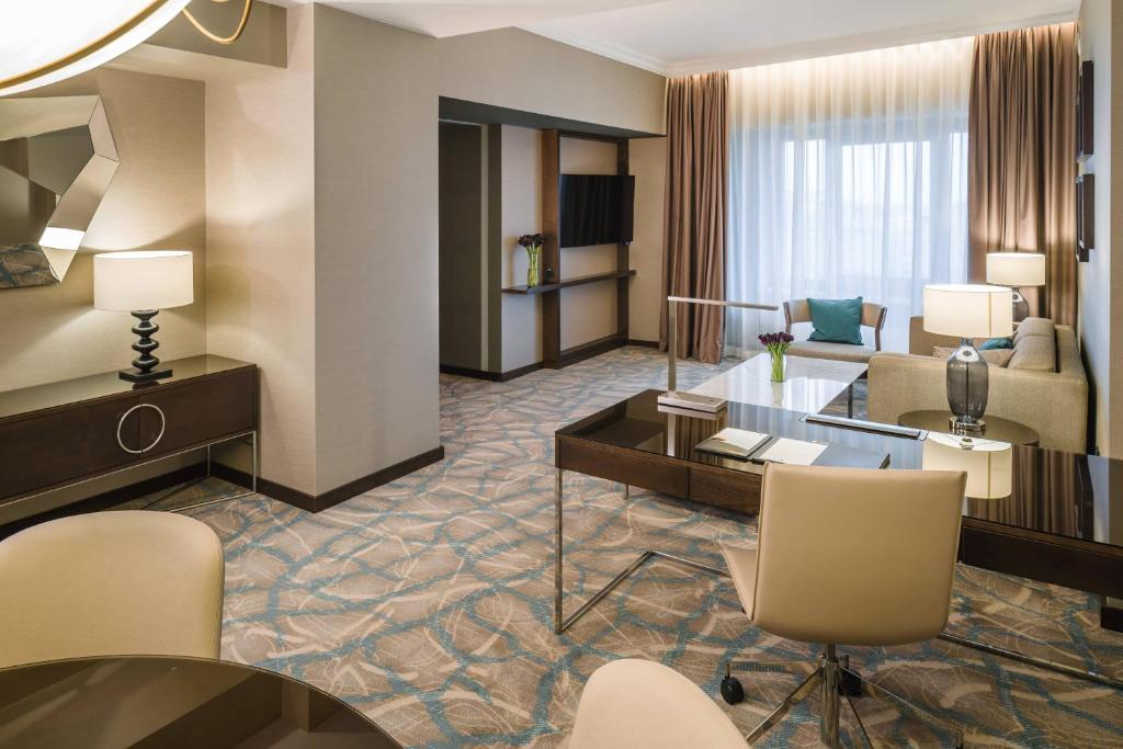 JW Marriott Bucharest Grand Hotel - Resim 34