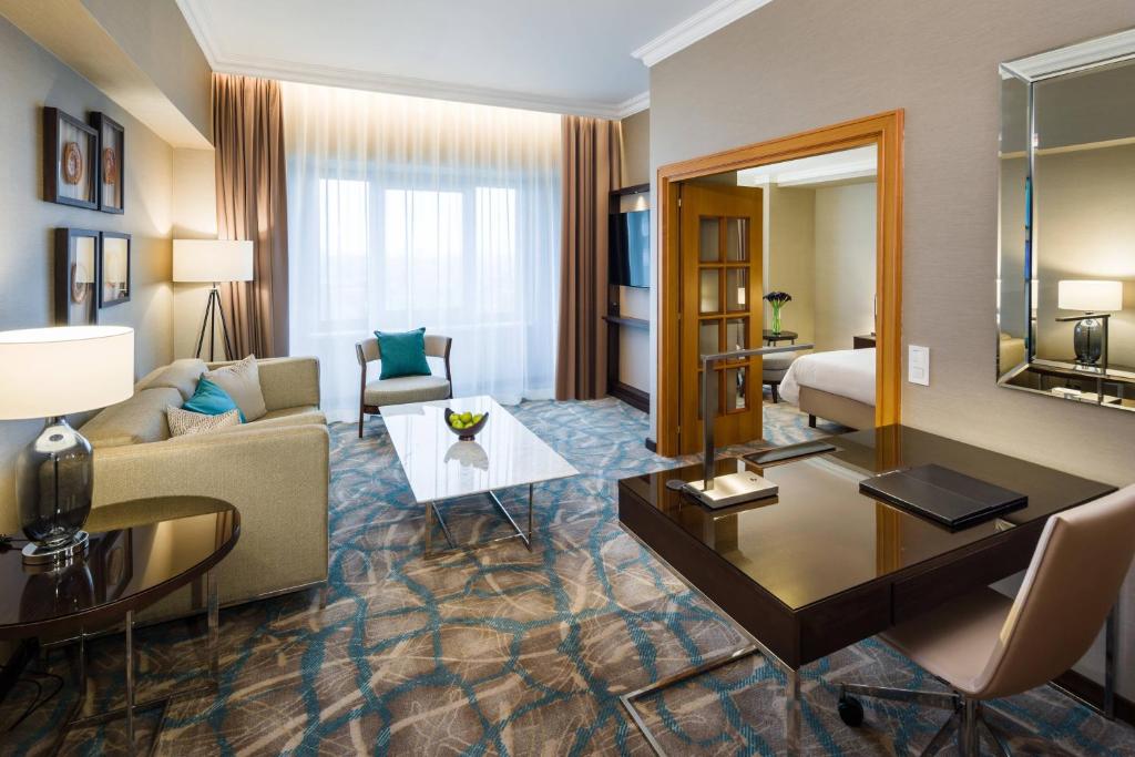 JW Marriott Bucharest Grand Hotel - Resim 37