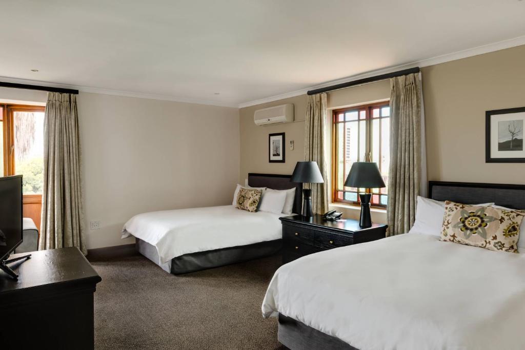 Protea Hotel by Marriott George King George - Image 21