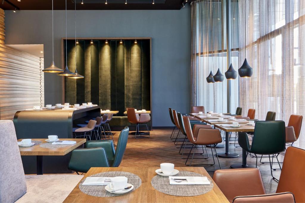 Area soggiorno di Basel Marriott Hotel