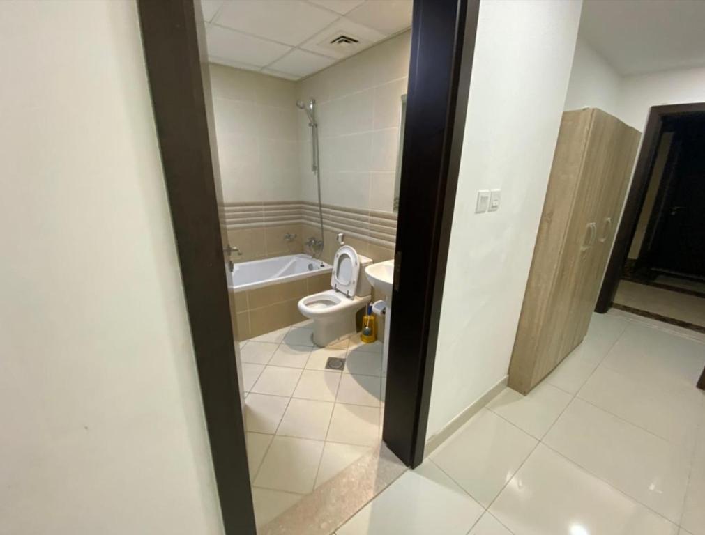 Budget Rental Studio Apartments in Dubai - Deluxe King Studio