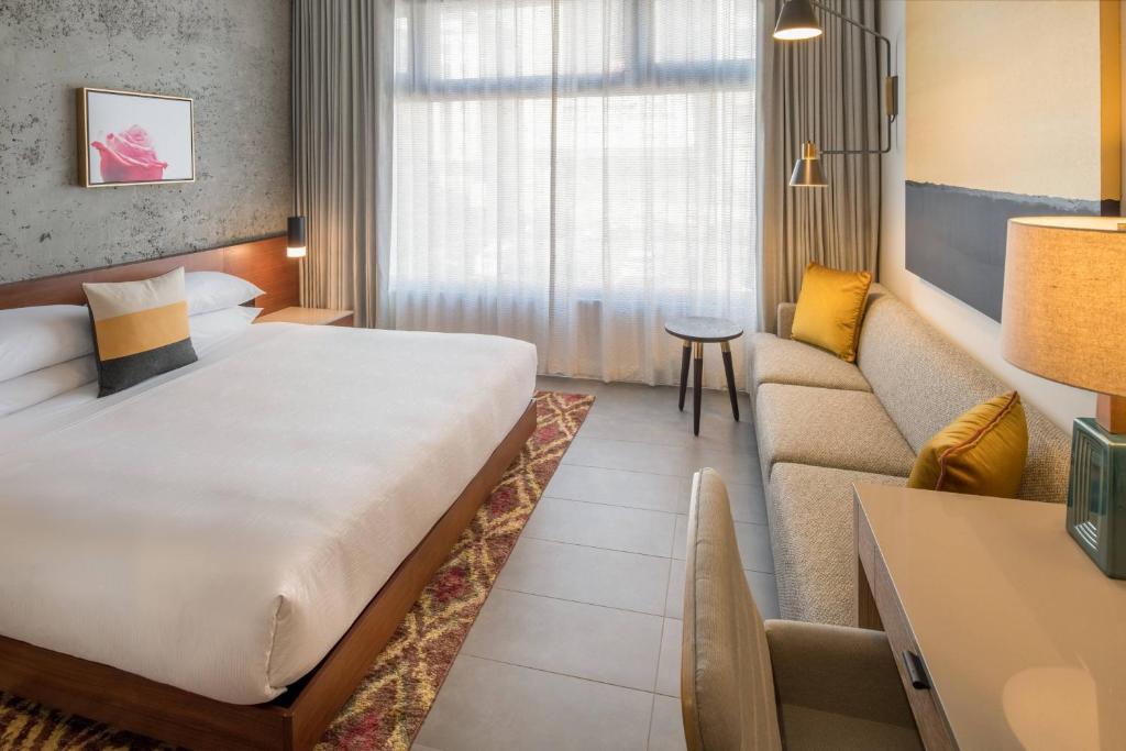 The Hi-Lo, Autograph Collection - Deluxe King Room With City View