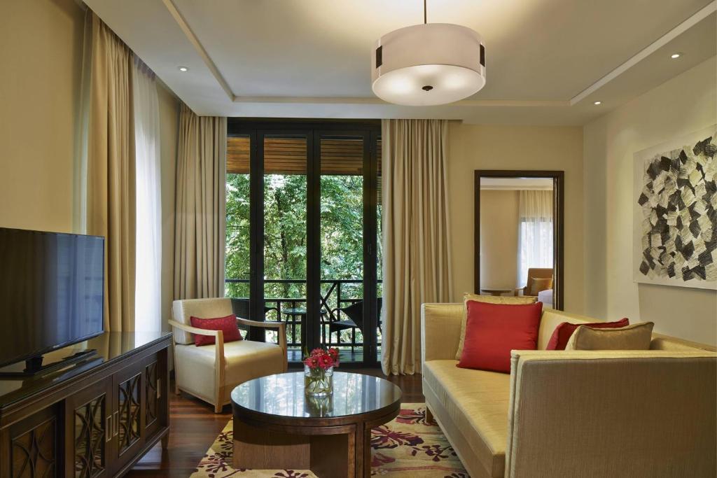 TV a/nebo společenská místnost v ubytování Mulu Marriott Resort