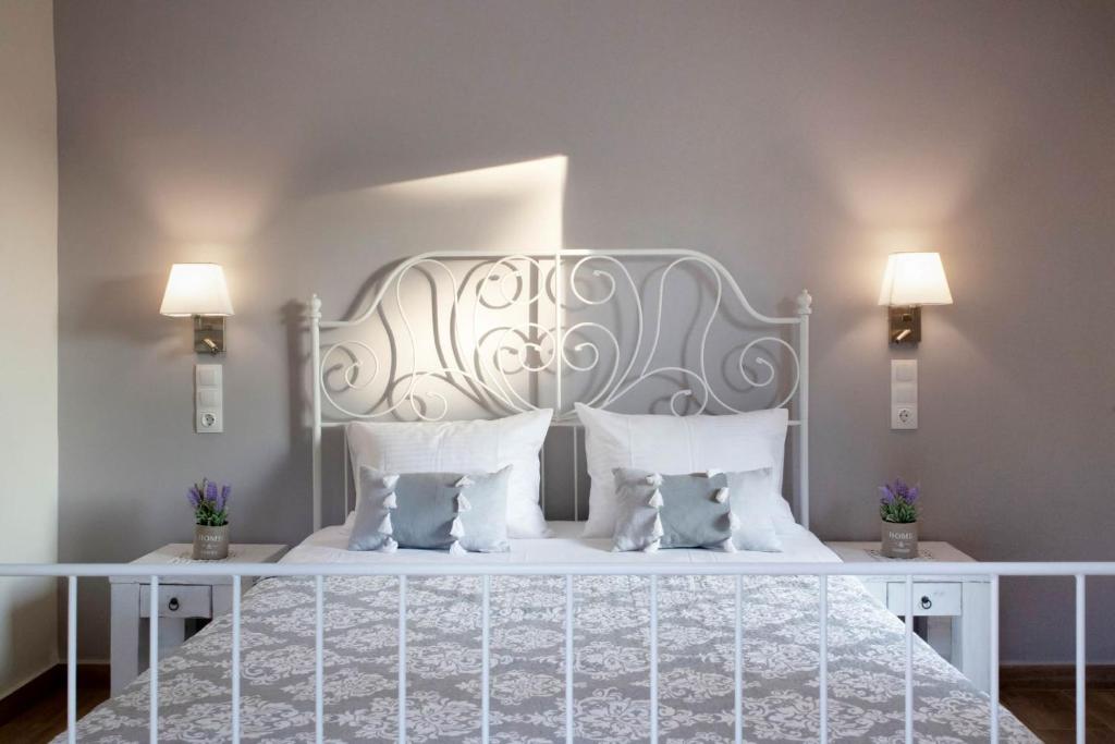 Lilly Apartments - 3