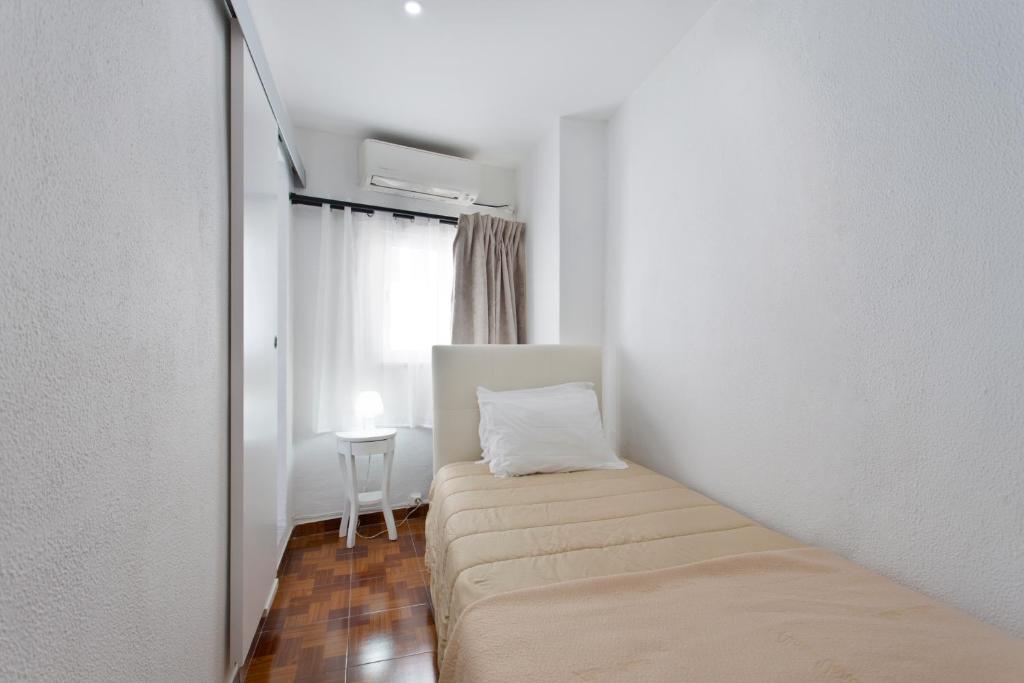 
Single Room with Bathroom
