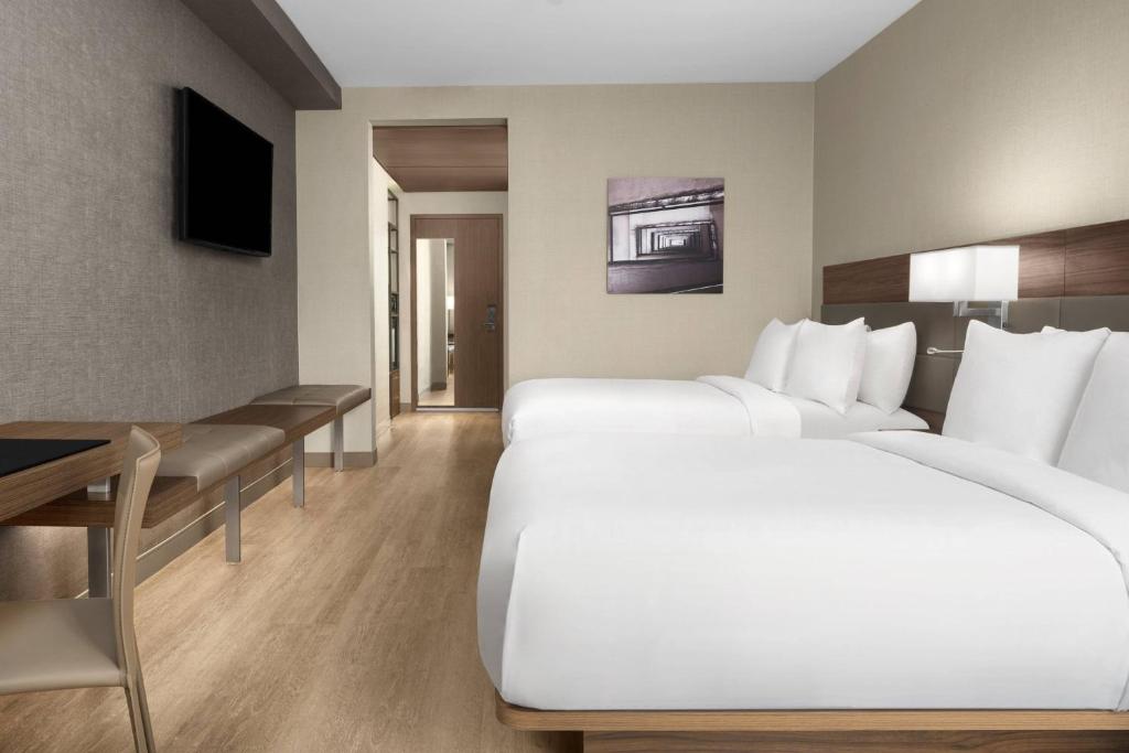 AC Hotel by Marriott Fort Lauderdale Sawgrass Mills Sunrise - Camera Doppia Con Due Letti Matrimoniali
