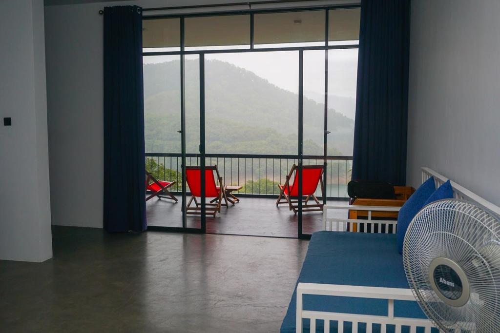 Nespecifikovaný výhled na hory nebo výhled na hory při pohledu z hotelu