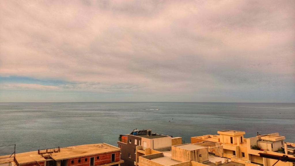 TRIM Apartment l Sea View l Vollga-Durres - Image 9