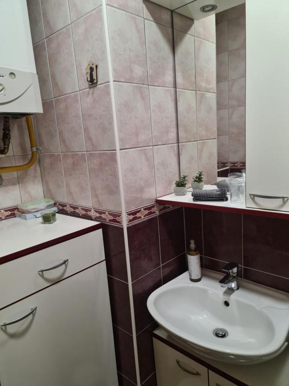 Ένα μπάνιο στο Apartman *Joy*