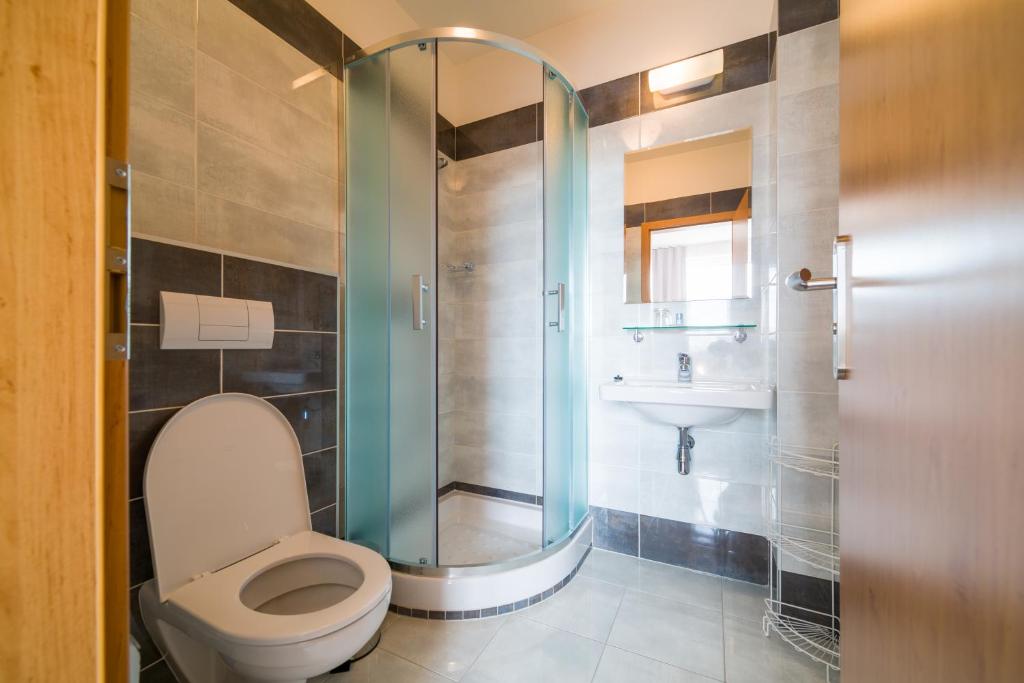 Vannituba majutusasutuses Garni Hotel Třeboň