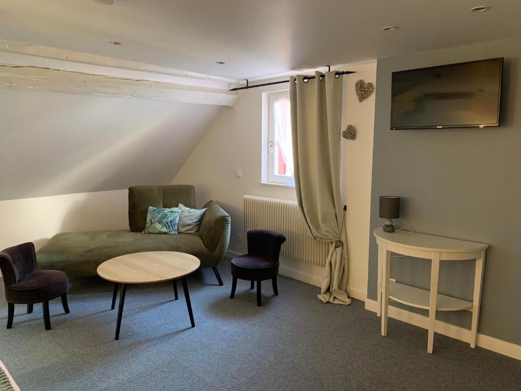 Hôtel SPA Au Cheval Blanc - Chambres climatisées – photo 6