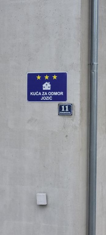 Certifikát, hodnocení, plakát nebo jiný dokument vystavený v ubytování Kuca za odmor Jozic