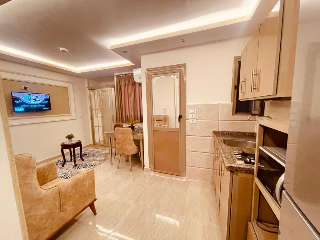 Elmansour hotel apartments 82, Mansoura (updated prices 2024)