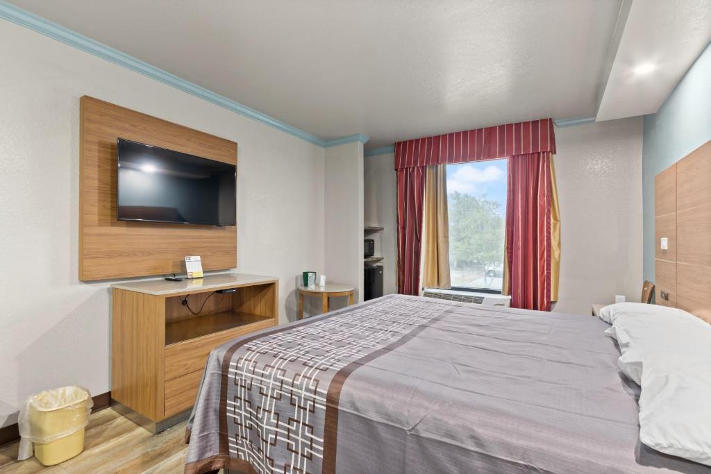 Regency Inn Near Boardwalk & Hurlburt Field - Camera King - Fumatori