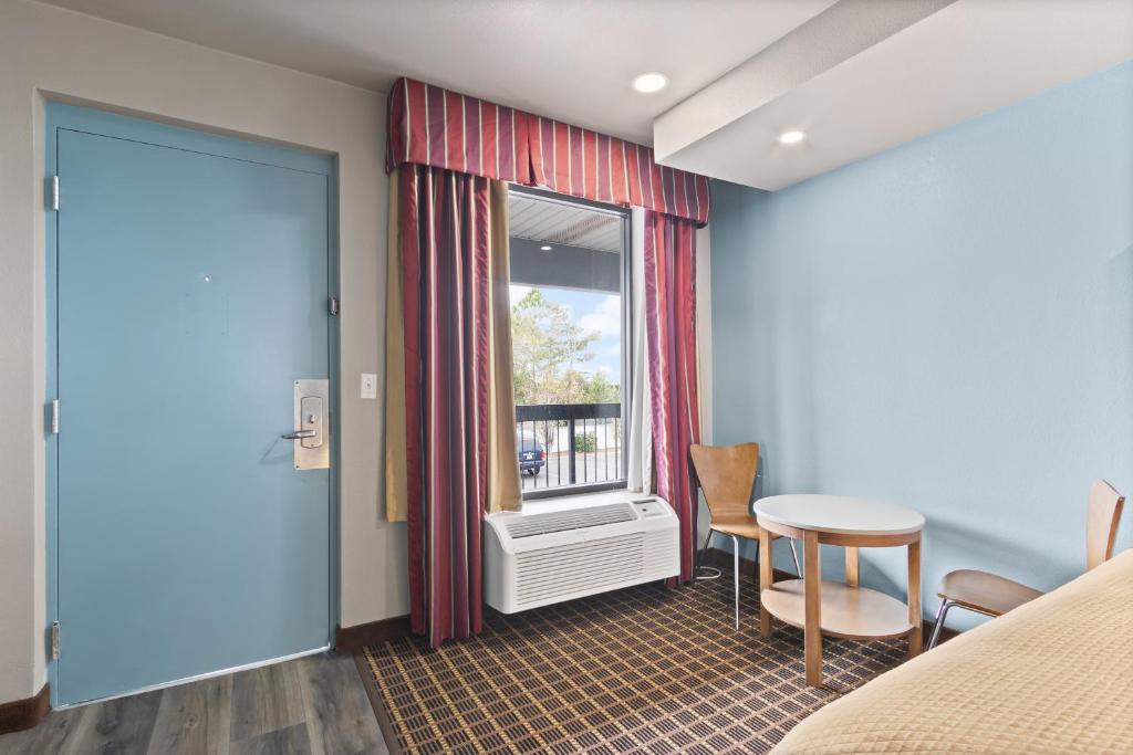 Regency Inn Near Boardwalk & Hurlburt Field - Camera Doppia Queen - Non Fumatori