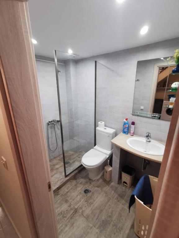 Kúpeľňa v ubytovaní Orange_Blue_Aparment №1