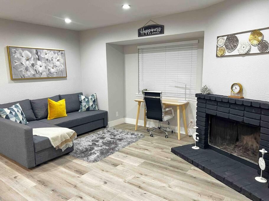 Luxury condo in the heart of Midtown Sacramento, Sacramento (updated