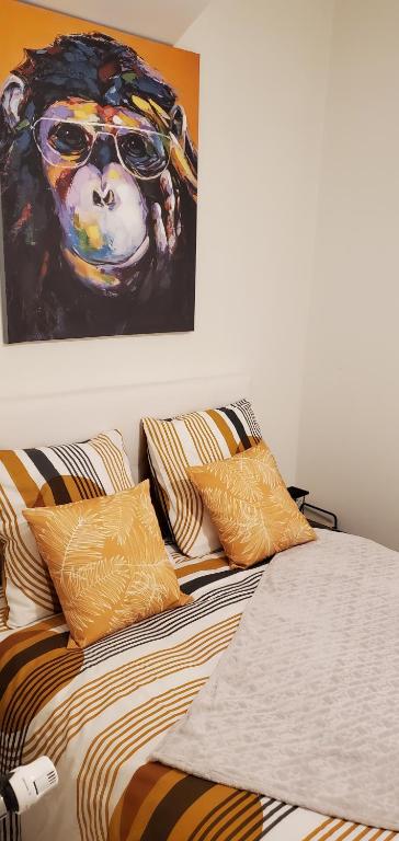 Posteľ alebo postele v izbe v ubytovaní Triangle d'or - Calme et Cosy, Appartement 1 chambre